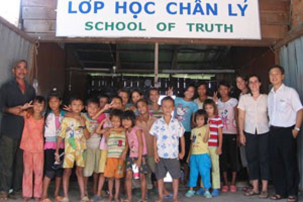 God+uses+a+Refugee+Boy+as+a+Missionary+to+the+Vietnamese